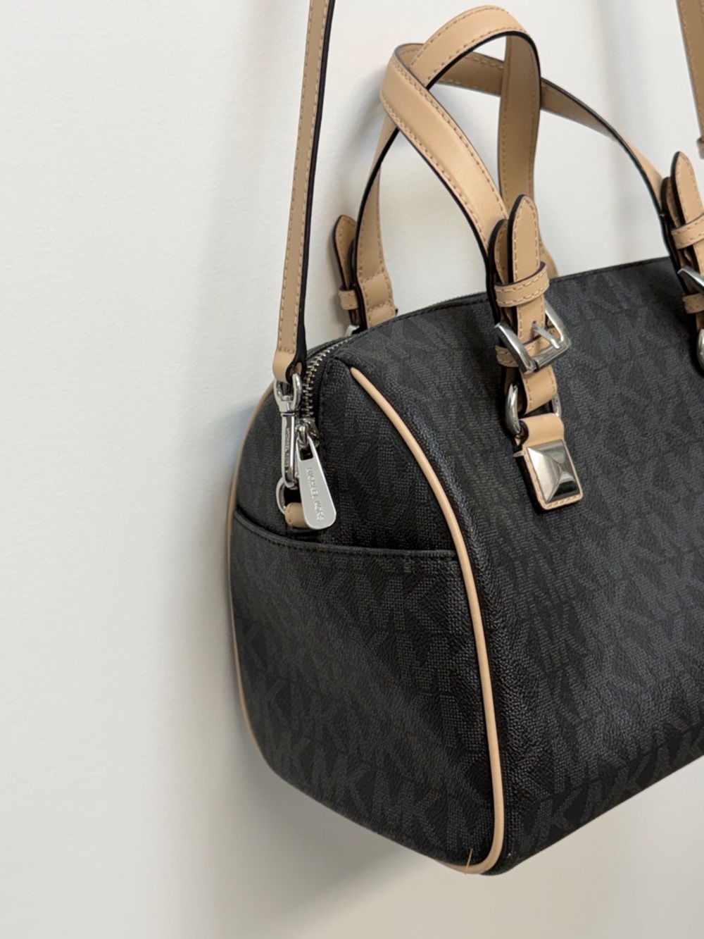Michael Kors Black Logo Satchel with Tan Handles - Picture 2 of 8